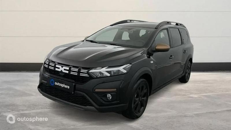 Noir Utilisé 2025 Dacia Jogger Extreme Monospace | 21 999 € (Prix juste) - Image 1/4