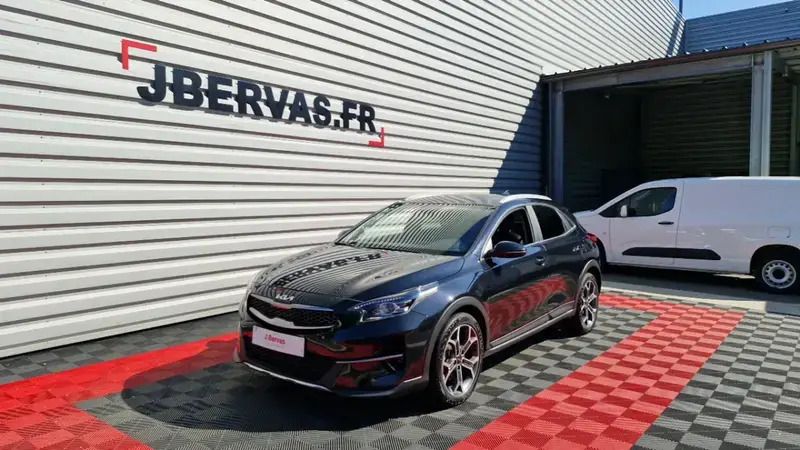 Noir Utilisé 2022 Kia XCeed SUV | 17 990 € (Prix juste) - Image 1/4