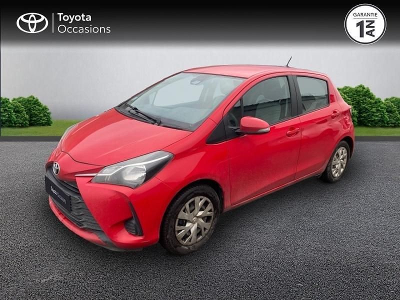 Rouge chilien Occasion 2019 Toyota Yaris Berline | 12 290 € (Prix juste) - Image 1/4