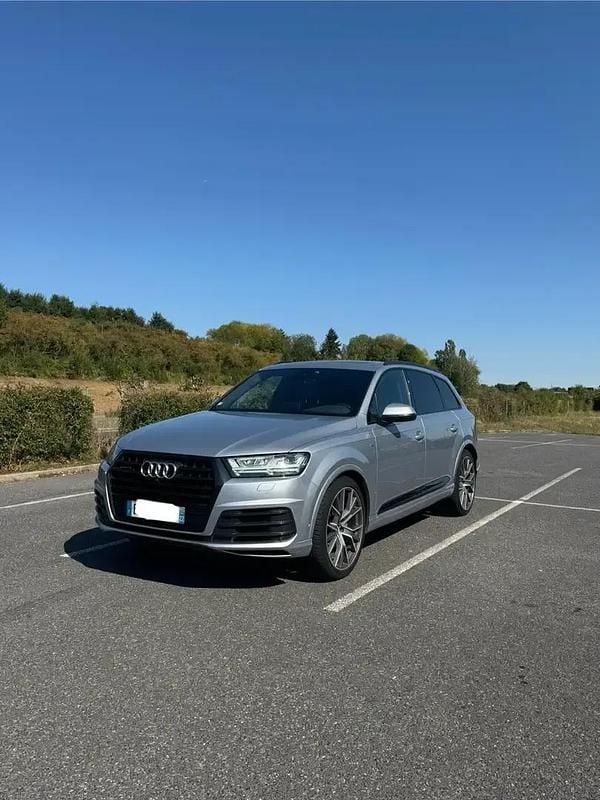 Gris Utilisé 2018 Audi Q7 Sport SUV | 32 900 € (Prix cher) - Image 1/4