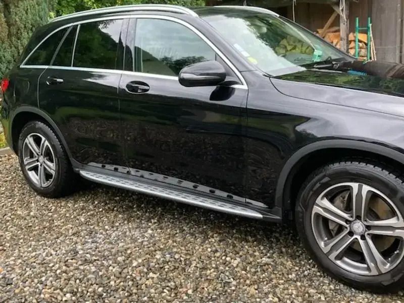 Noir Utilisé 2016 Mercedes GLC250 Executive SUV | 21 500 € (Prix juste) - Image 1/4
