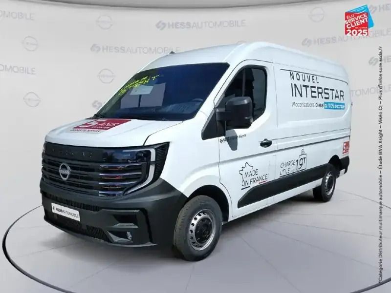 Blanc Nouvelle 2025 Nissan Interstar N-Connecta Van | 35 990 € (Prix assez cher) - Image 1/4