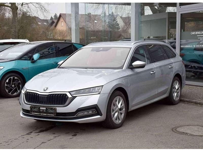 Occasion Skoda Octavia 204 ch (150 kW) 2023 Argent Break