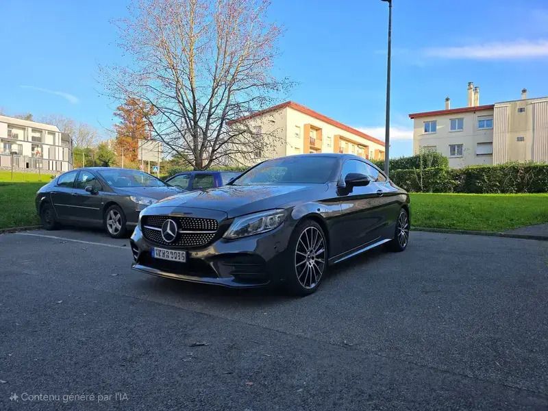 Gris Utilisé 2019 Mercedes C220 AMG line Coupé | 27 900 € (Prix juste) - Image 1/4