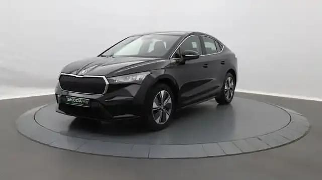 Noir Occasion 2023 Skoda Enyaq iV SportLine SUV | 32 999 € (Prix assez cher) - Image 1/4