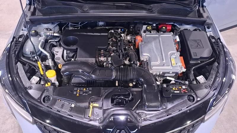 Occasion Renault Clio V Evolution 145 ch (106 kW) 2025 Gris Citadine