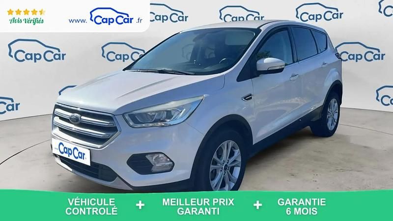 Blanc Utilisé 2018 Ford Kuga Titanium SUV | 10 990 € (Prix juste) - Image 1/4