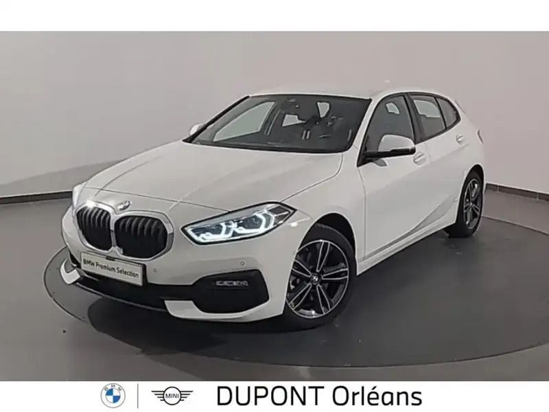 Blanc Utilisé 2023 BMW 116 Sport Line Citadine | 28 995 € (Prix juste) - Image 1/4