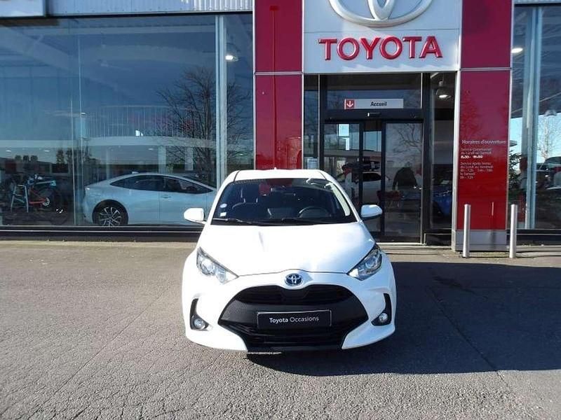 Occasion Toyota Yaris Hybrid 94 ch (69 kW) 2021 Blanc Berline
