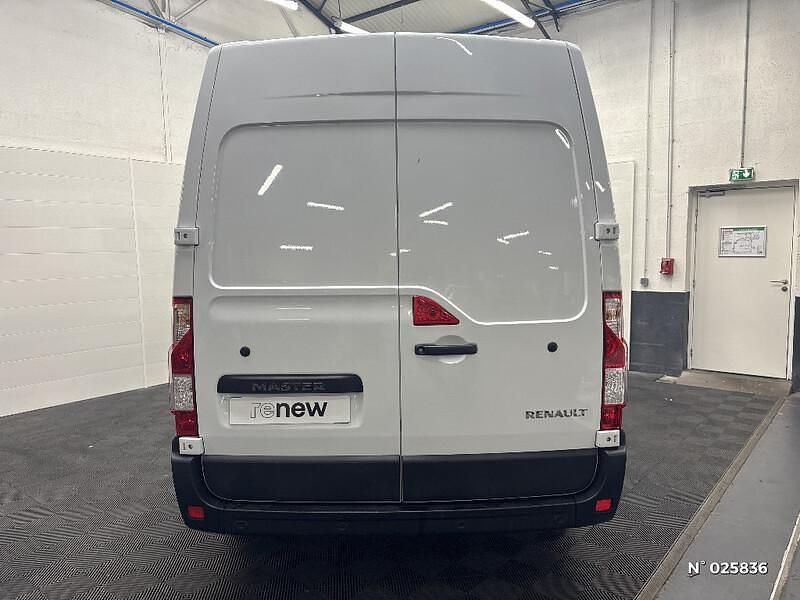 Occasion Renault Master 135 ch (99 kW) 2023 Blanc Van