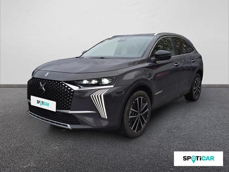 Gris Utilisé 2024 DS Automobiles DS7 Crossback SUV | 39 790 € (Prix assez cher) - Image 1/4