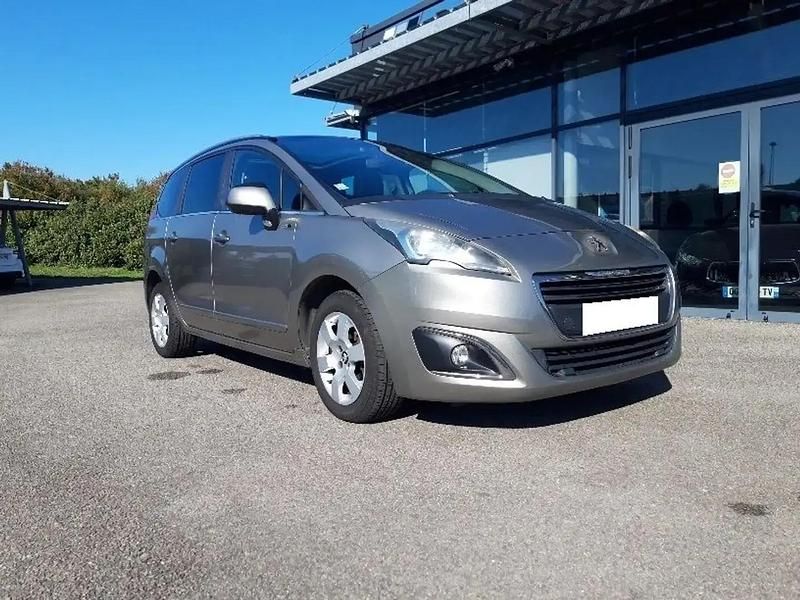 Gris Utilisé 2014 Peugeot 5008 Style Monospace | 6 500 € (Prix juste) - Image 1/4