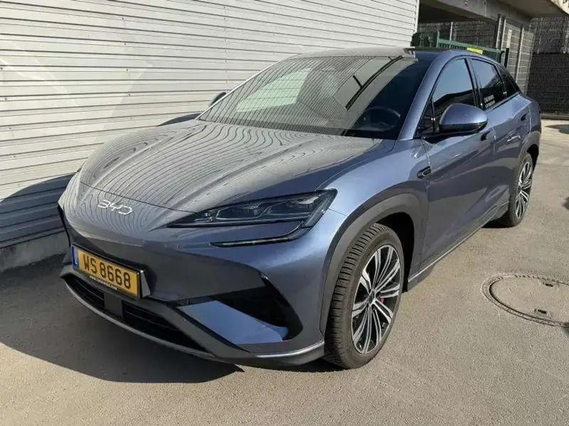 Bleu Utilisé 2024 BYD Sealion 7 SUV | 52 297 € - Image 1/4