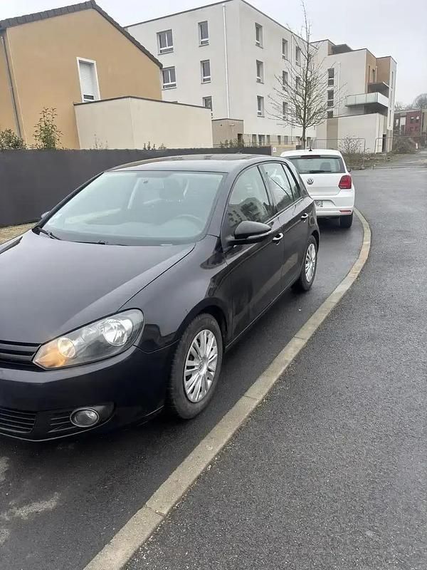 Occasion 2011 VW Golf Business Berline | 6 000 € (Prix juste) - Image 1/4