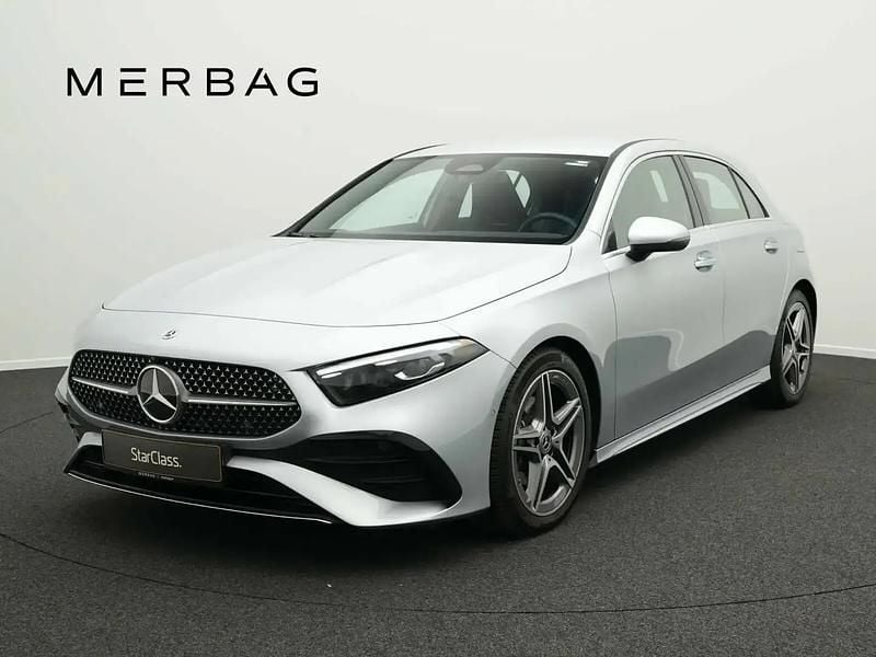 Argent Utilisé 2024 Mercedes A200 AMG line Berline | 36 912 € (Prix juste) - Image 1/4
