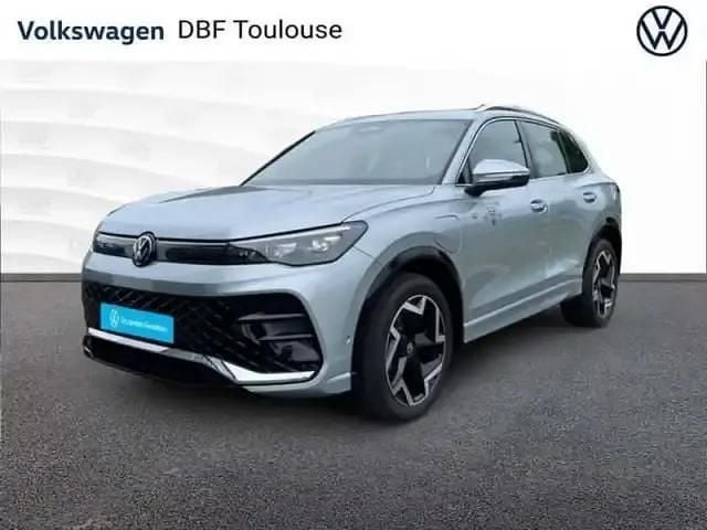 Argent Occasion 2025 VW Tiguan R SUV | 45 980 € (Bon prix) - Image 1/4