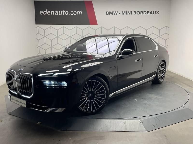 Utilisé 2024 BMW 750e Berline | 109 990 € (Super prix) - Image 1/4
