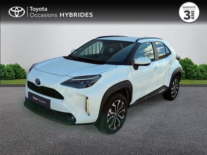 Blanc Utilisé 2023 Toyota Yaris Hybrid Design SUV | 22 990 € (Prix juste) - Image 1/4
