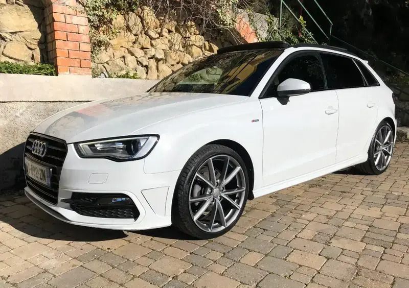 Blanc Utilisé 2015 Audi A3 Sportback S-Line Citadine | 21 990 € (Prix juste) - Image 1/4