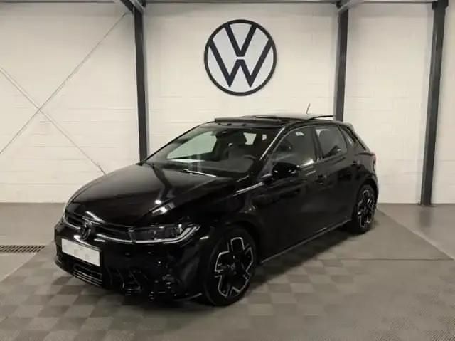 Noir intense nacré Occasion 2025 VW Polo R-line Berline | 28 290 € (Prix cher) - Image 1/4