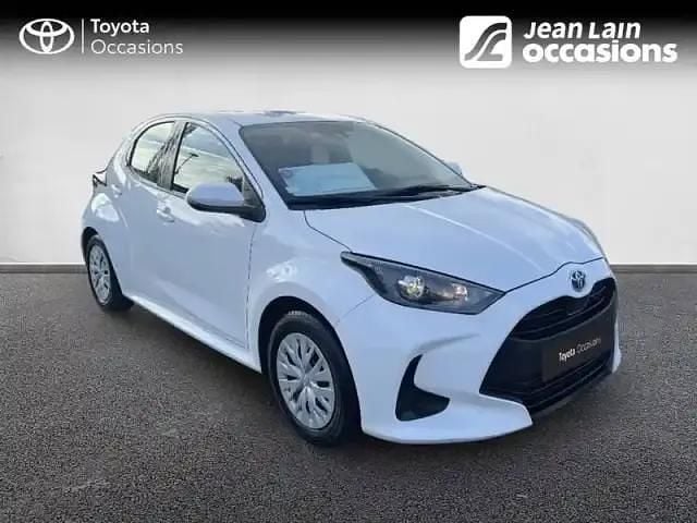 Occasion Toyota Yaris 2023 Blanc pur Berline