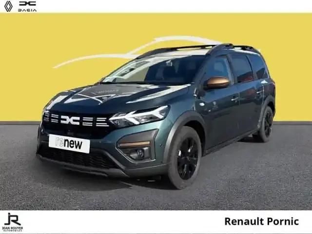 Vert cèdre métallisé Utilisé 2025 Dacia Jogger Extreme Monospace | 26 990 € - Image 1/4