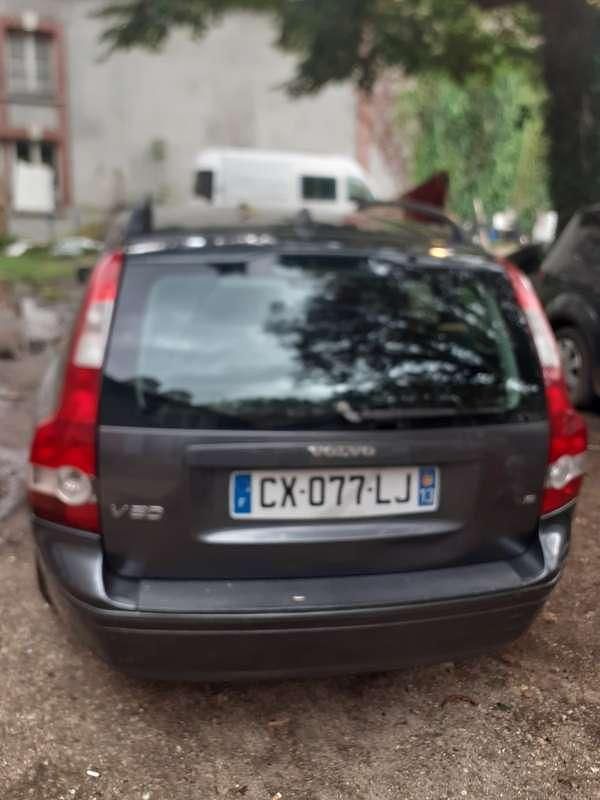 Image 4/4