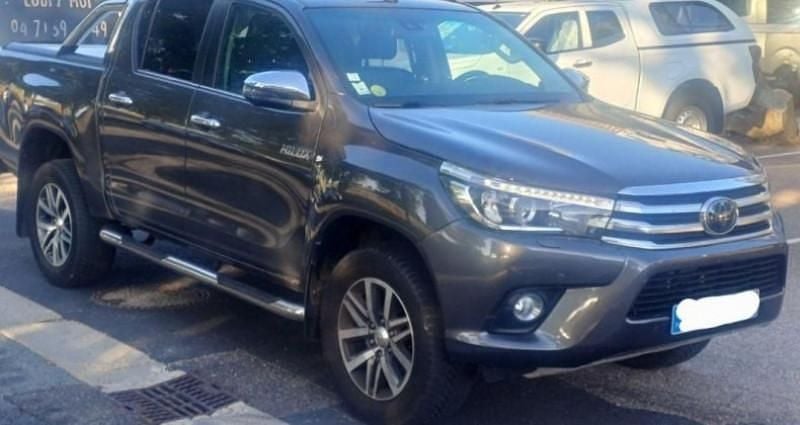 Utilisé 2019 Toyota HiLux Lounge Pick-up | 36 900 € (Prix juste) - Image 1/4