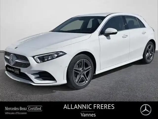 Blanc Utilisé 2022 Mercedes A250 AMG line Berline | 31 490 € (Prix juste) - Image 1/4
