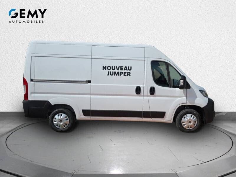 Occasion Citroën Jumper 140 ch (102 kW) 2025 Blanc icy Monospace