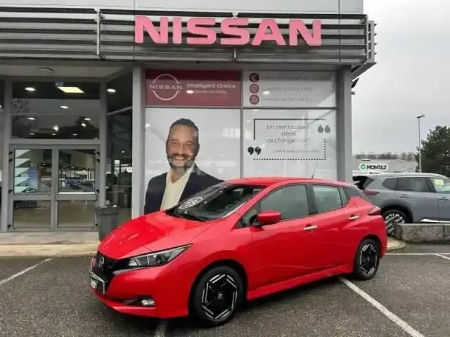 Rouge Occasion 2022 Nissan Leaf Acenta Citadine | 15 490 € - Image 1/4
