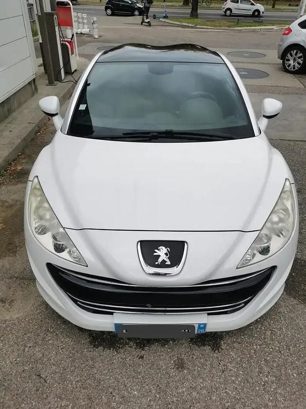 Blanc Utilisé 2011 Peugeot RCZ Coupé | 9 500 € (Super prix) - Image 1/4