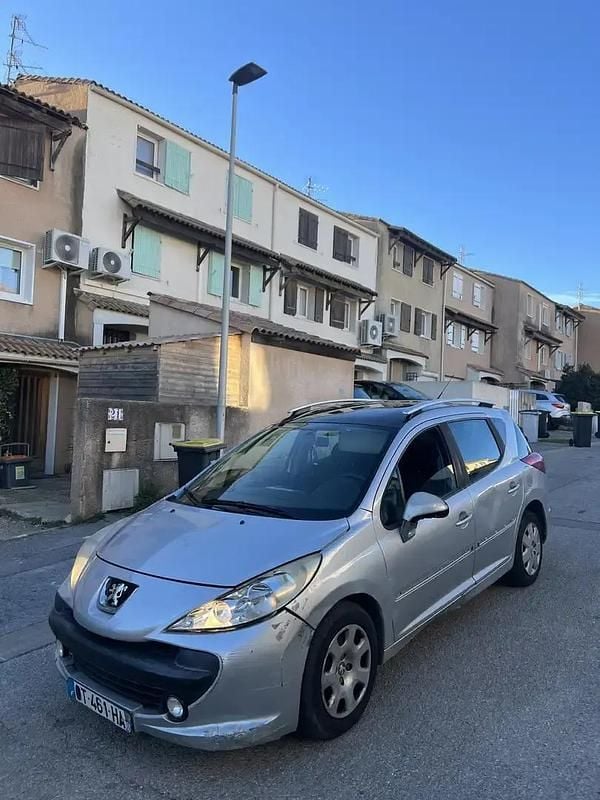 Occasion Peugeot 207 90 ch (66 kW) 2010 Argent Break