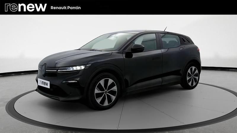 Noir Utilisé 2023 Renault Mégane Evolution Berline | 23 990 € (Prix juste) - Image 1/4
