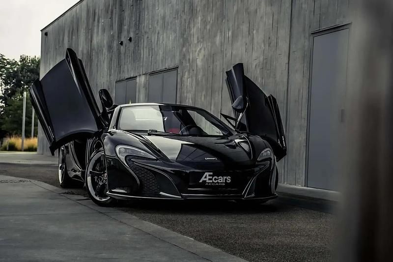 Noir Utilisé 2016 McLaren 650S Cabriolet | 289 950 € - Image 1/4