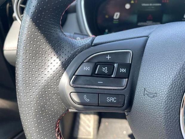 Utilisé 2023 MG EHS Luxury SUV | 23 679 € (Prix juste) - Image 1/2