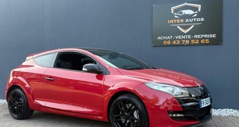 Utilisé 2010 Renault Mégane III R.S. Berline | 14 990 € (Prix juste) - Image 1/4