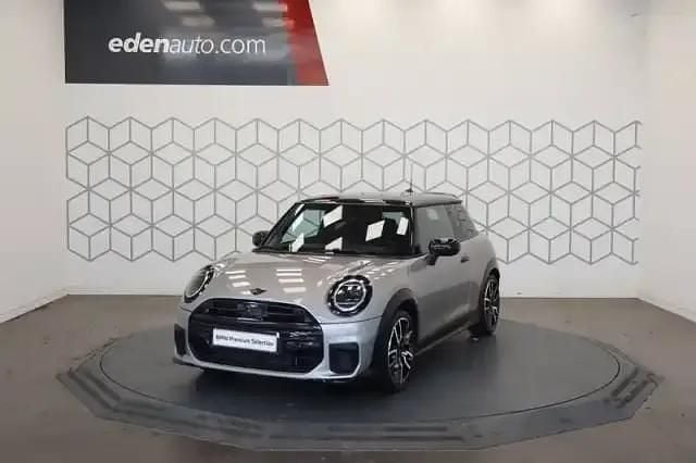 Gris Utilisé 2024 Mini Cooper Citadine | 33 500 € (Prix juste) - Image 1/4