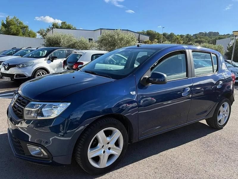 Bleu Utilisé 2017 Dacia Sandero Lauréate Citadine | 8 490 € (Bon prix) - Image 1/4
