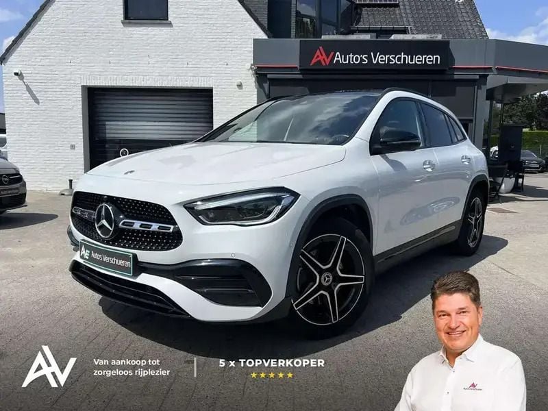 Blanc Utilisé 2022 Mercedes GLA250 AMG line SUV | 38 990 € (Bon prix) - Image 1/4