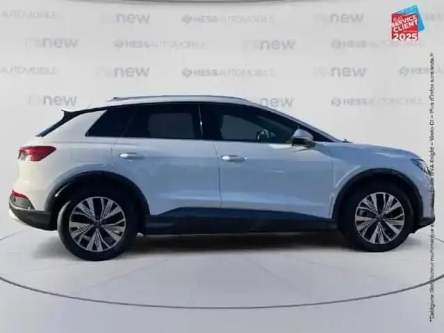 Occasion Audi Q4 e-tron Sport 210 kW (286 ch) 2024 Blanc glacier métallisé SUV