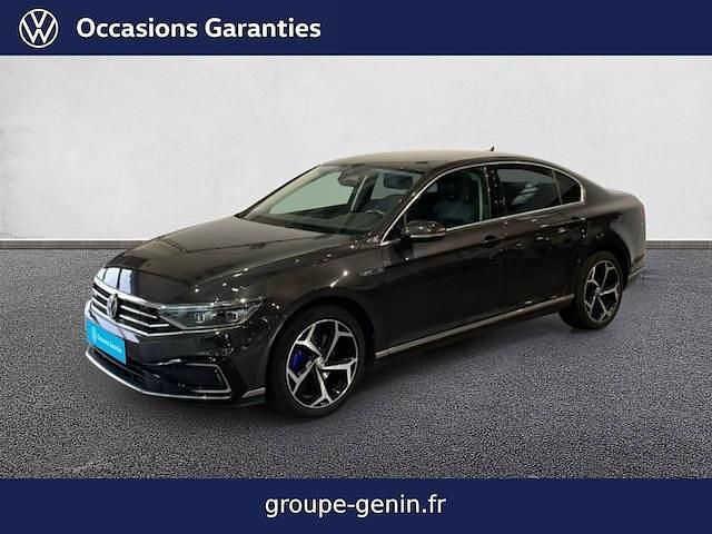 Utilisé 2020 VW Passat GTE Berline | 19 990 € (Prix assez cher) - Image 1/4