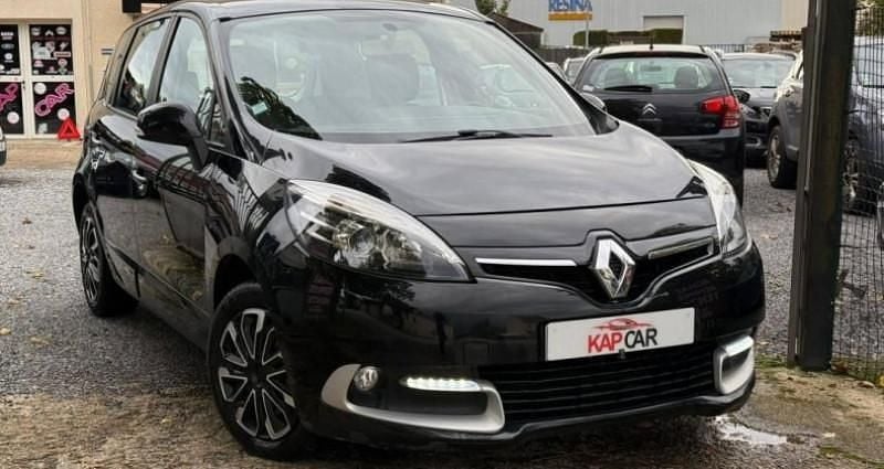 Utilisé 2014 Renault Scénic III Life Monospace | 5 990 € (Prix juste) - Image 1/4