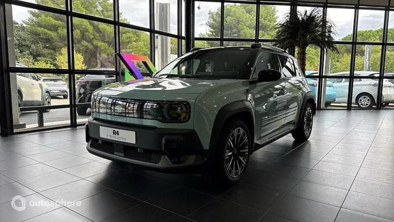 Biton Nouvelle 2025 Renault 4 E-Tech Iconic SUV | 36 999 € (Prix juste) - Image 1/4