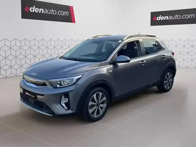 Occasion Kia Stonic 100 ch (73 kW) 2023 Astro grey SUV
