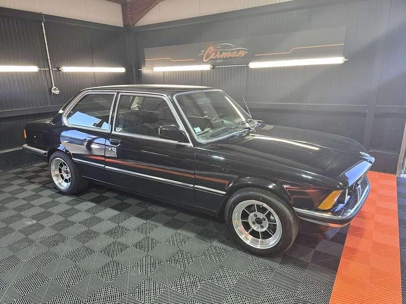 Occasion BMW 320 122 ch (89 kW) 1980 Noir Berline