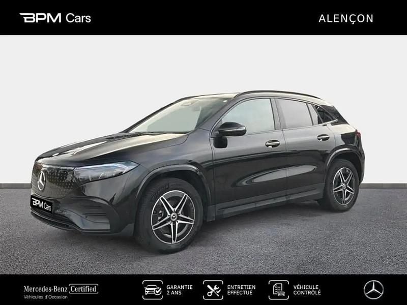 Noir Occasion 2025 Mercedes EQA250+ AMG line SUV | 39 750 € (Prix cher) - Image 1/4