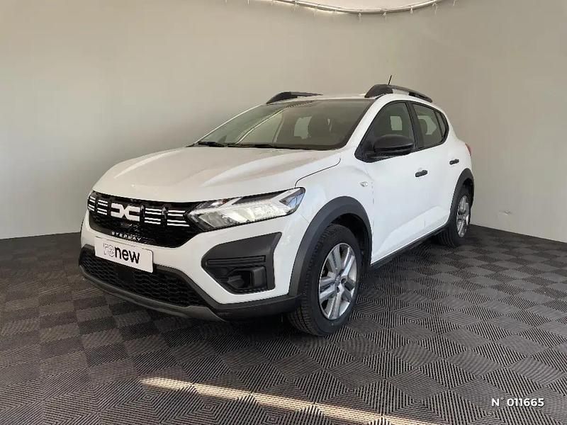 Blanc Utilisé 2023 Dacia Sandero Expression Citadine | 14 990 € (Prix juste) - Image 1/4