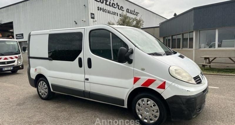 Blanc Utilisé 2011 Renault Trafic Van | 4 800 € - Image 1/4