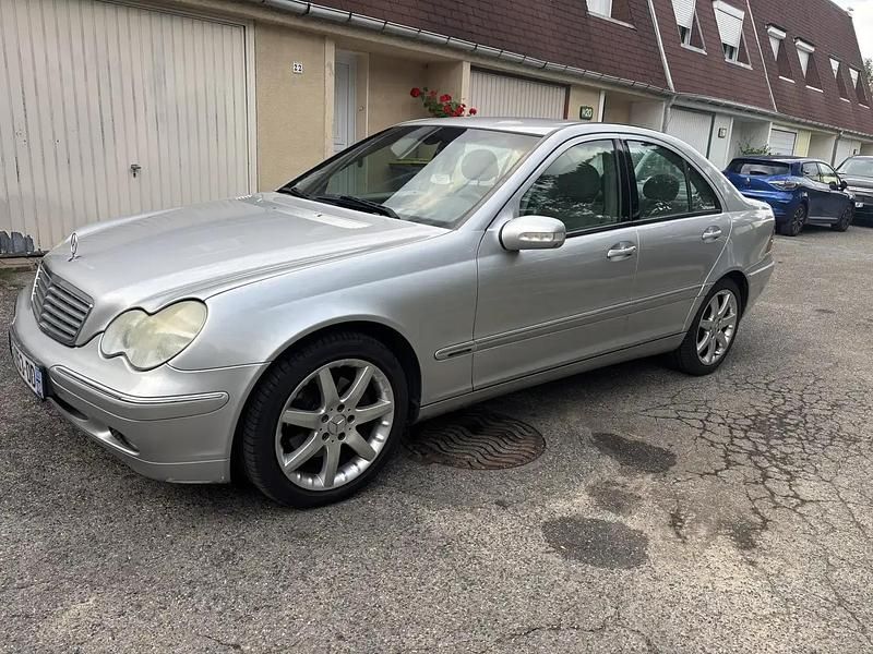 Occasion 2003 Mercedes C270 Edition Berline | 2 900 € - Image 1/4